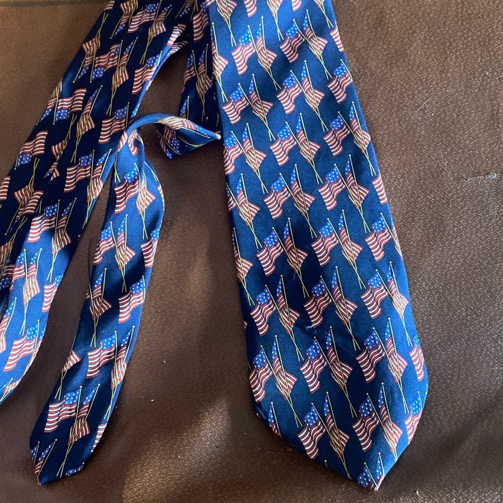 American Flag Patterned Tie